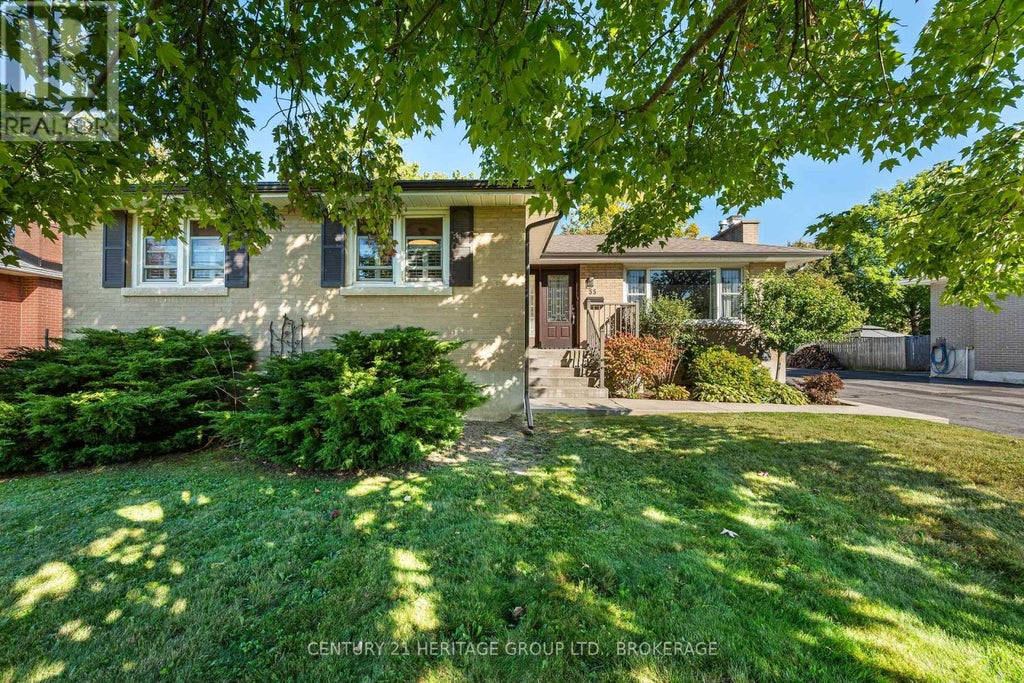 35 LOYALIST AVENUE, LOYALIST (AMHERSTVIEW), ON K7N 1K5 - Image 2119010884.jpeg?d=l