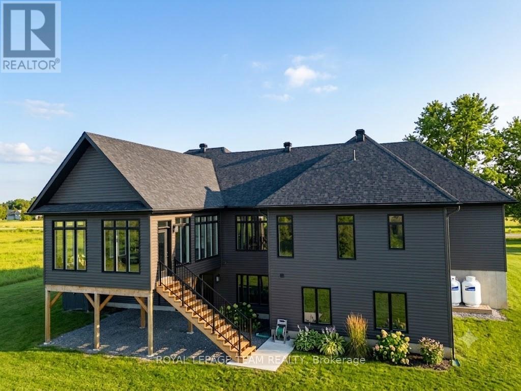 224 TRUDEAU CRESCENT