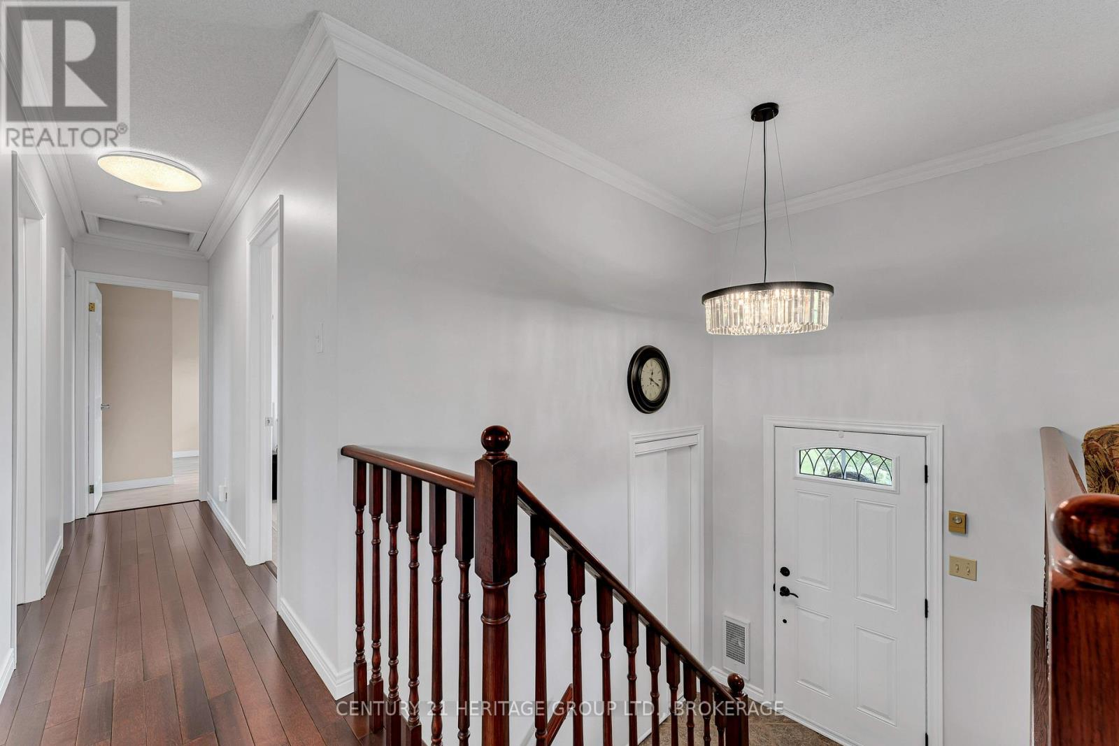120 PINECREST ROAD S