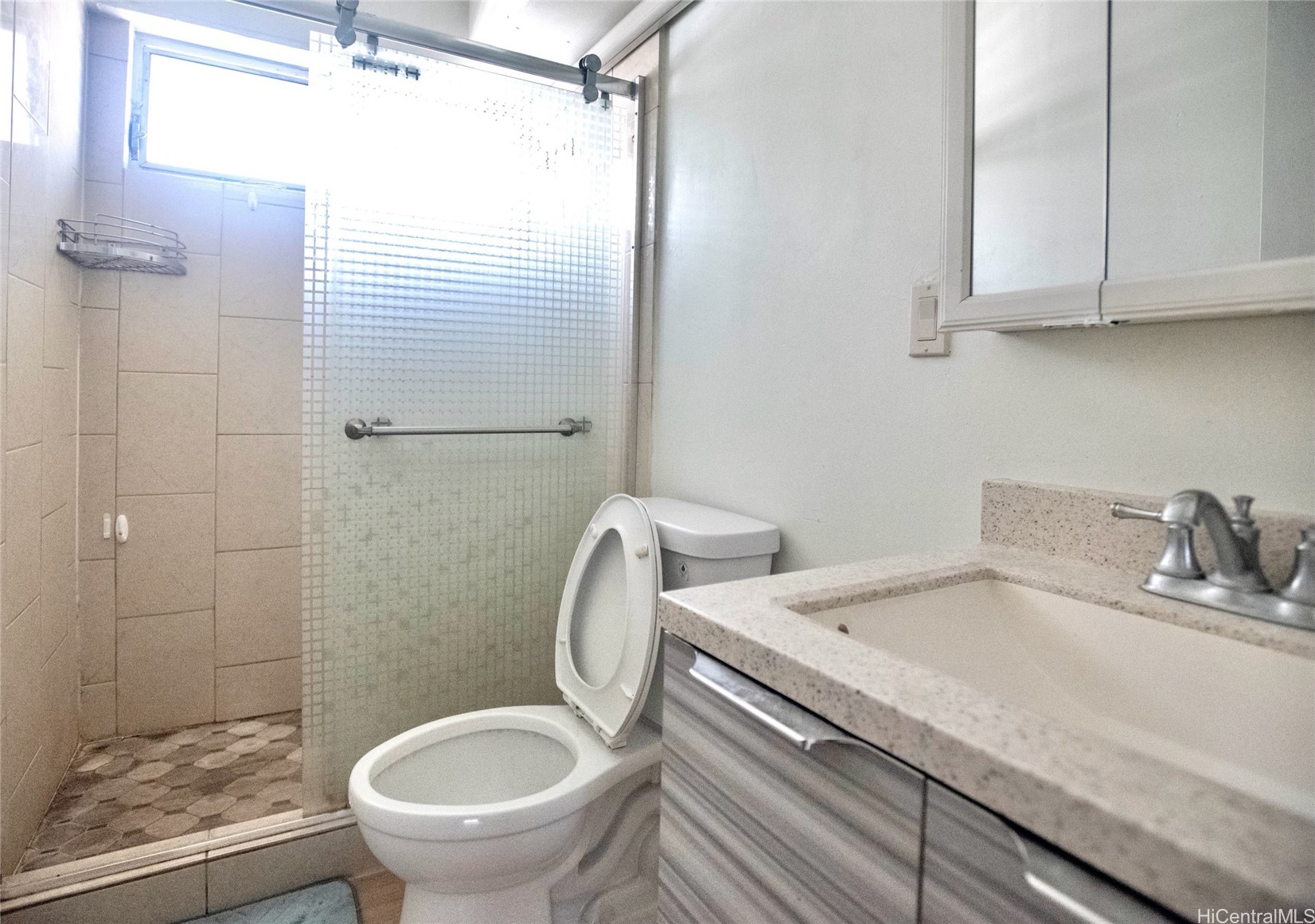 908 University Avenue A202