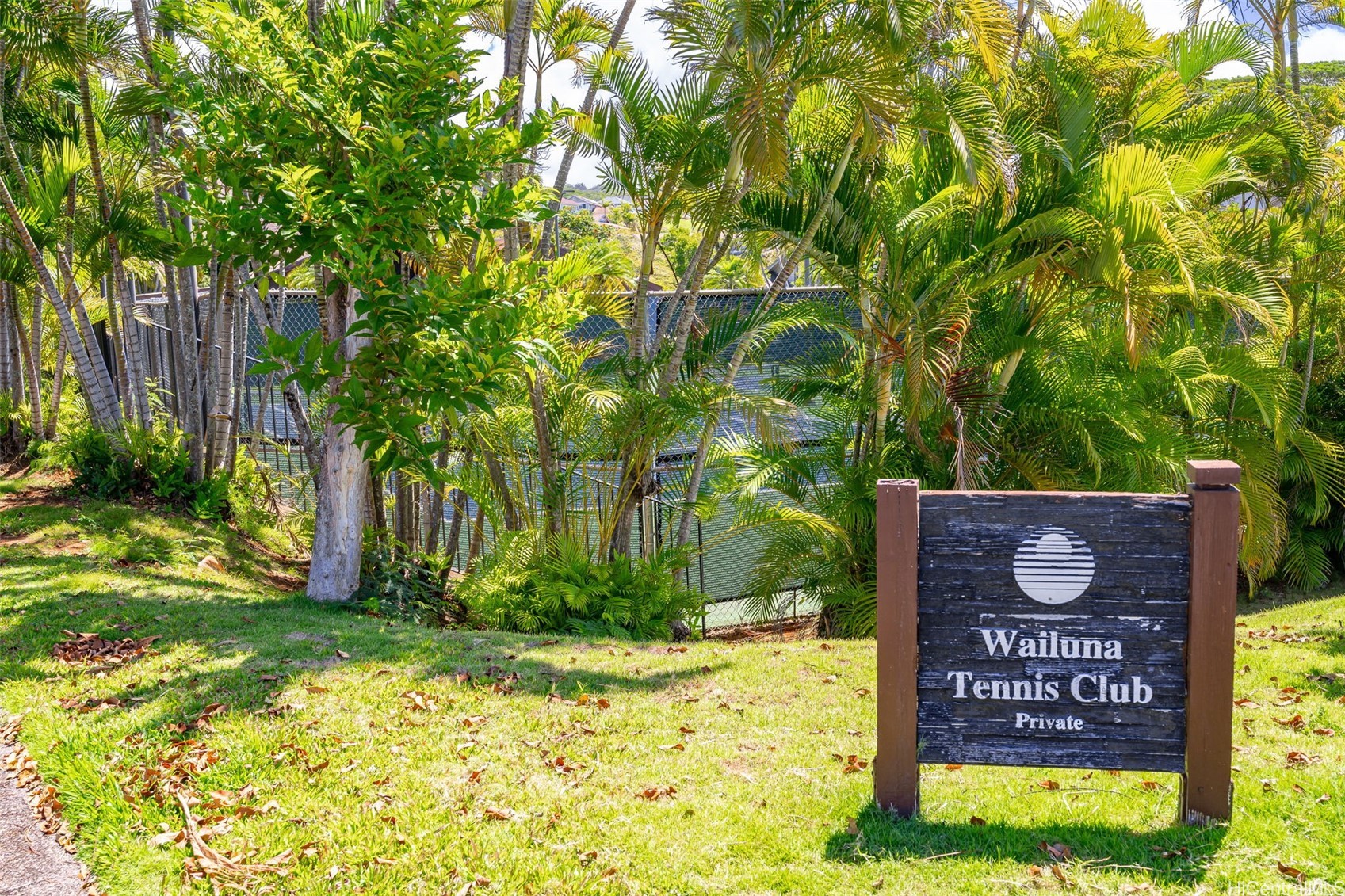 Wailuna Condominium
