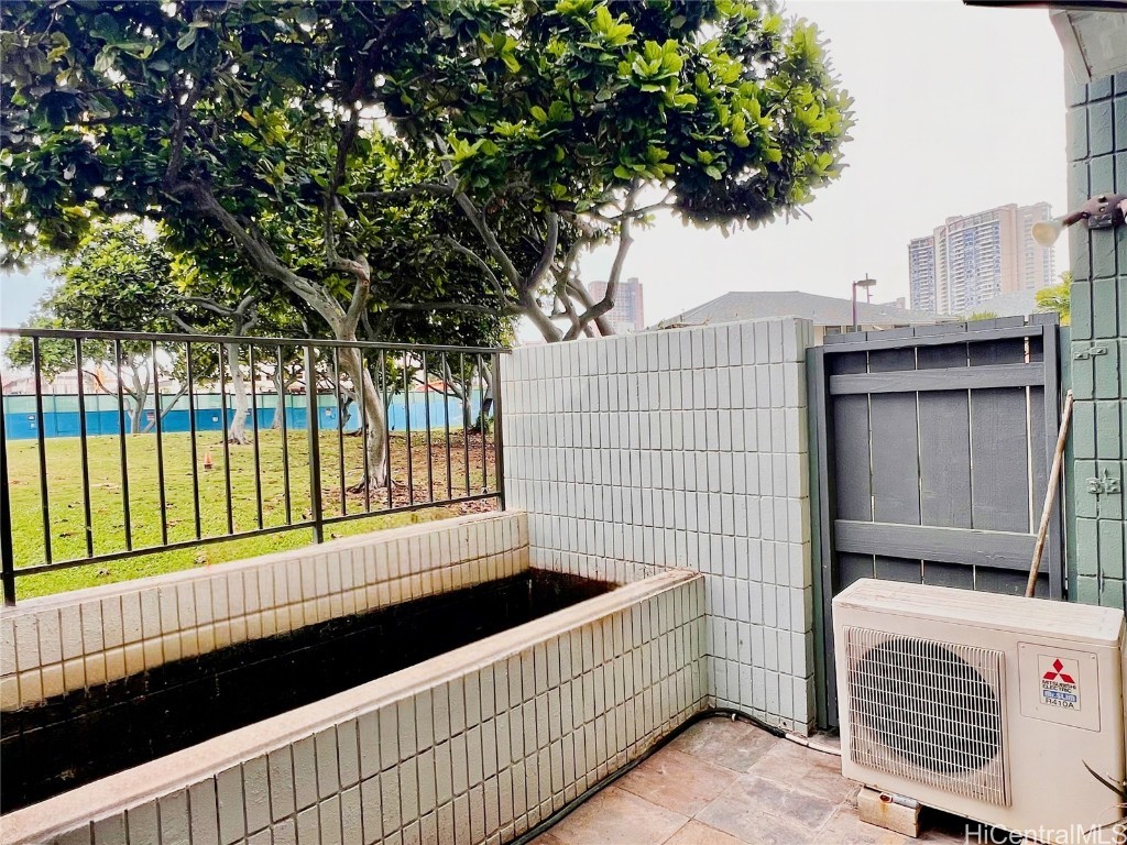 Crystal Park Condominium