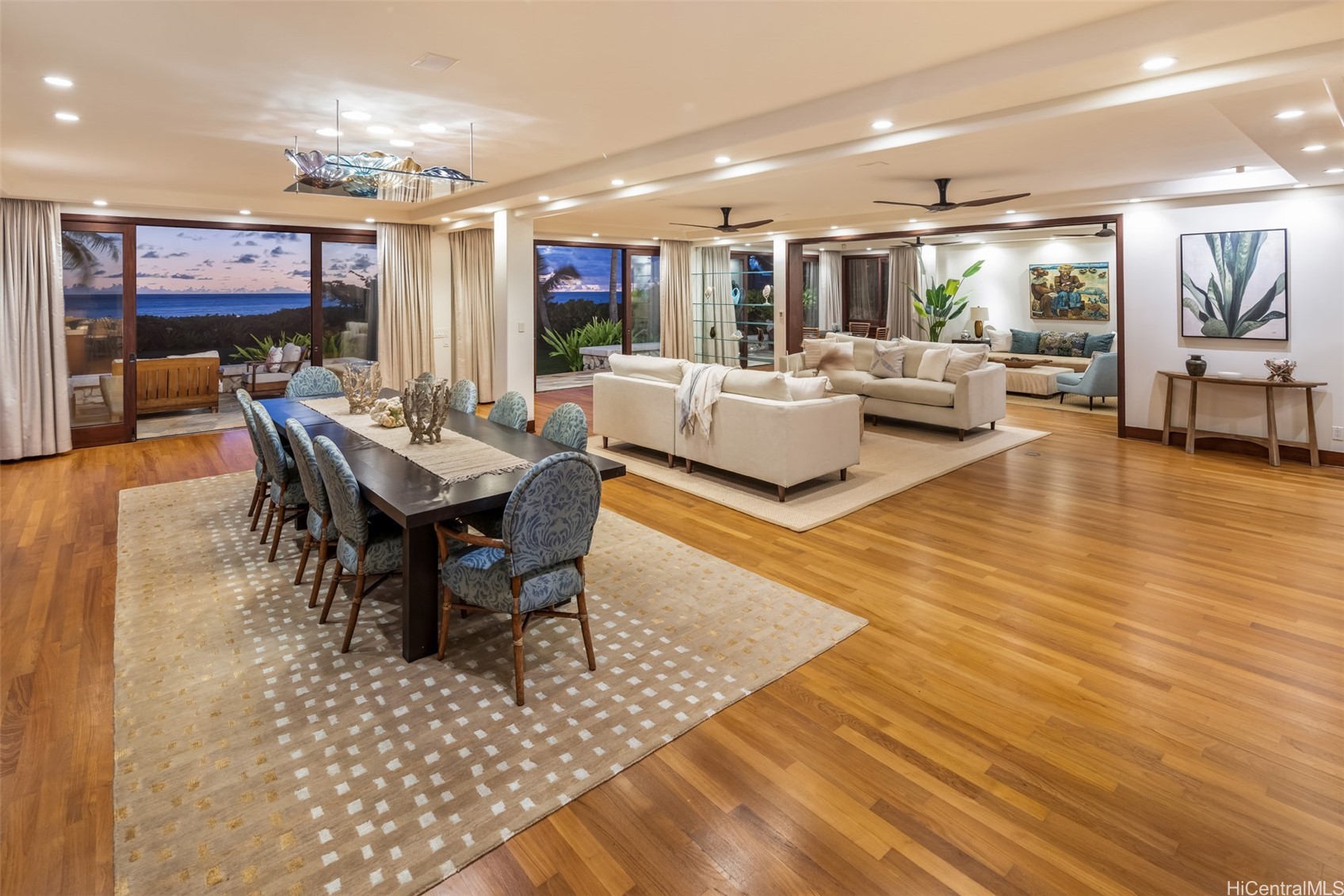 958 Mokulua Drive