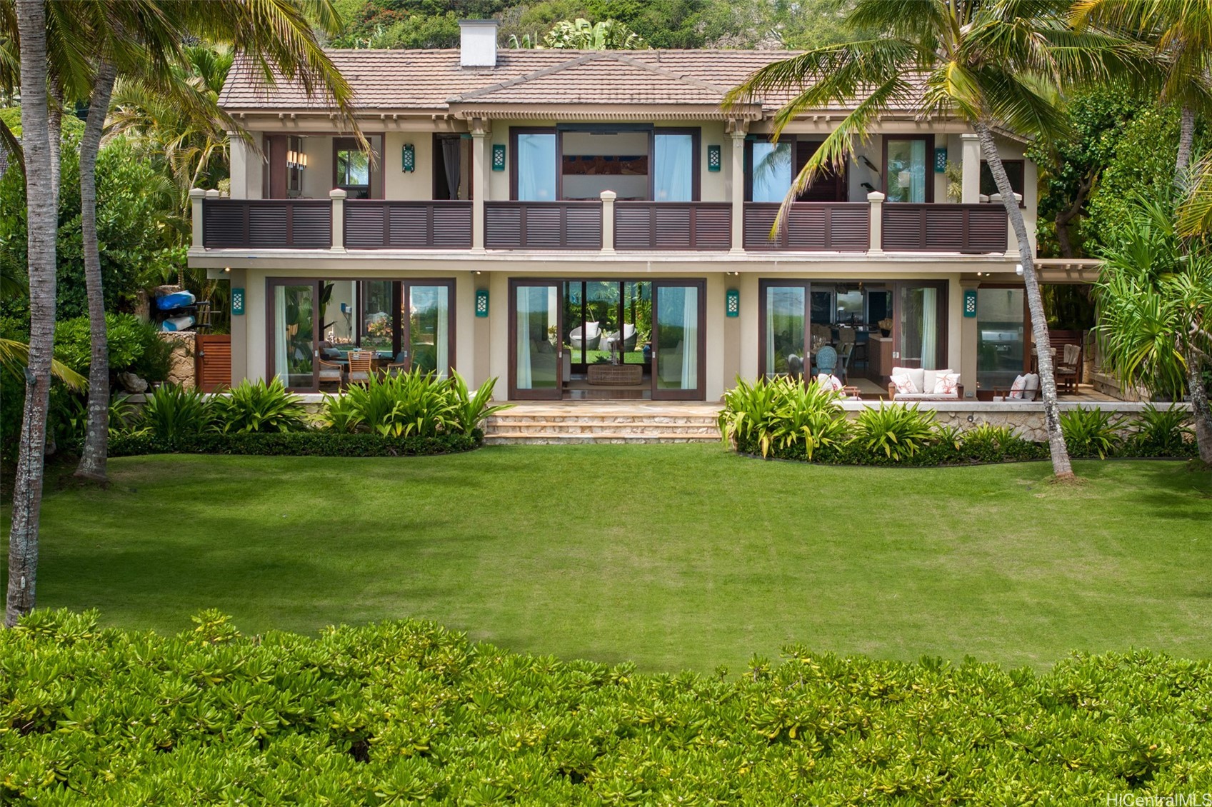 958 Mokulua Drive
