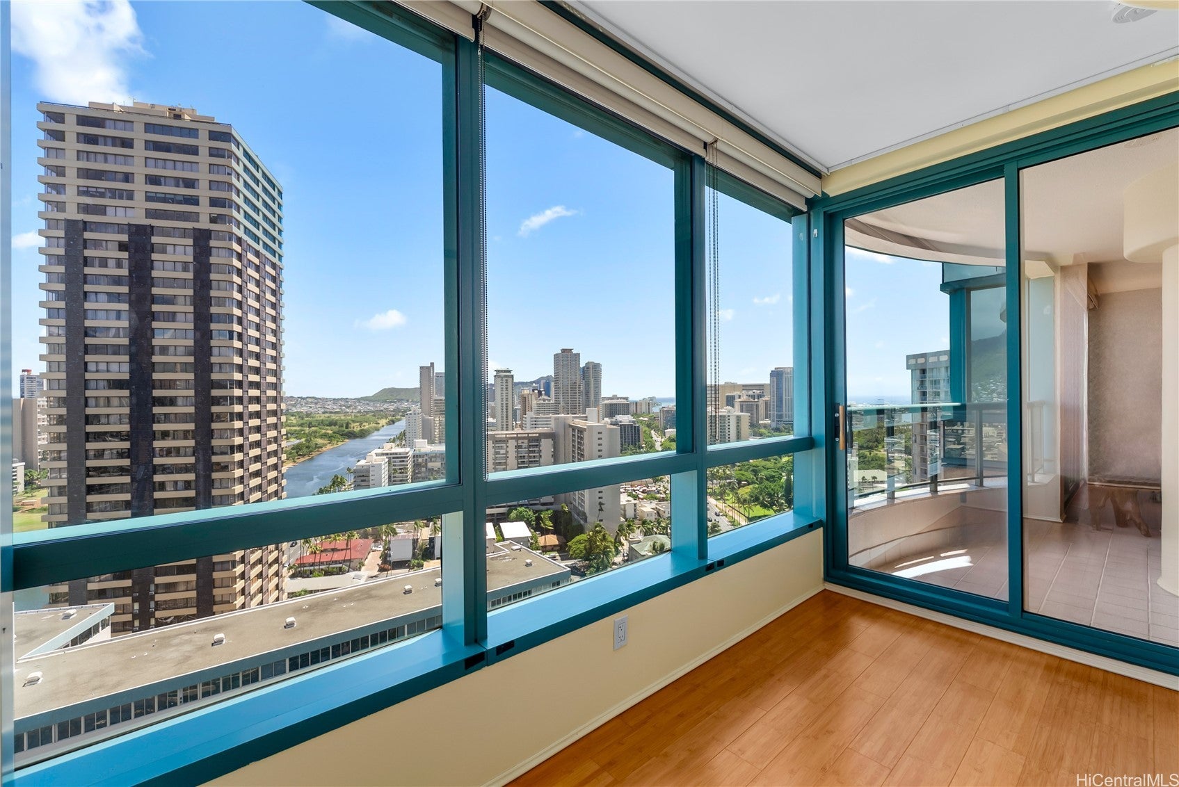 1888 Kalakaua Avenue 2806