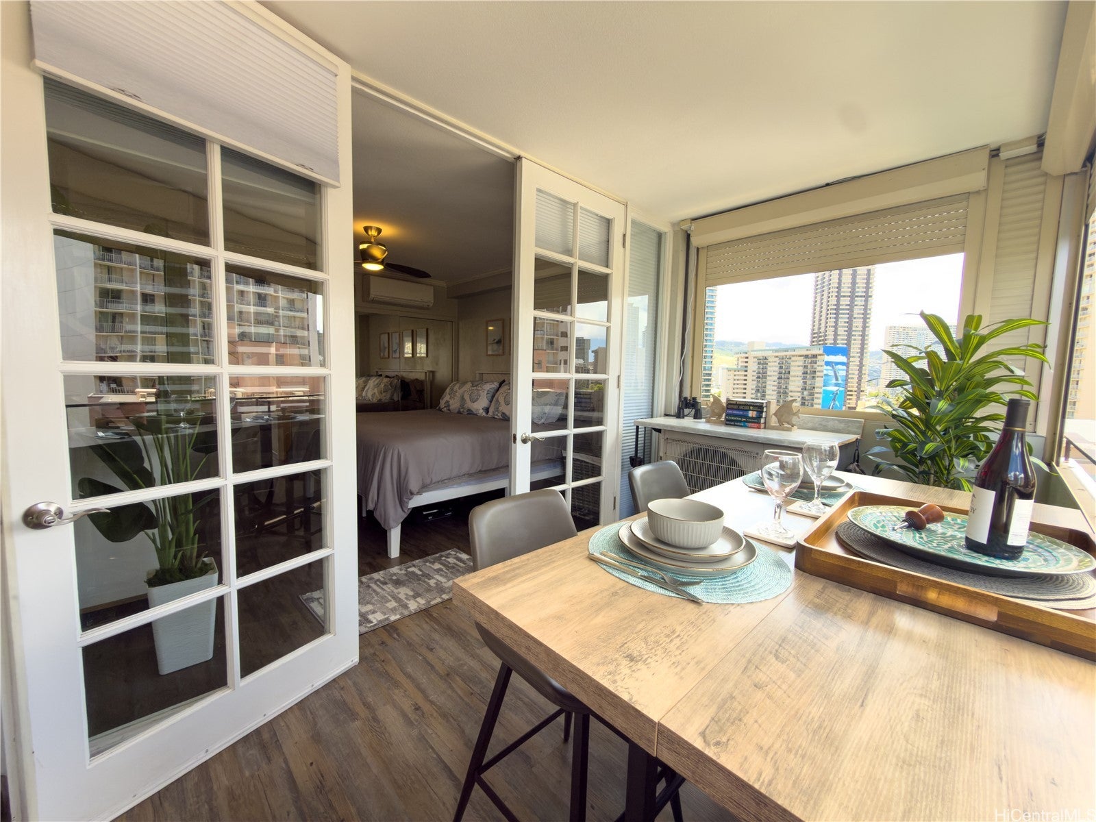 425 Ena Road 1108A