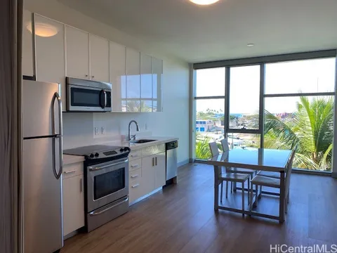 MLS: 202511858