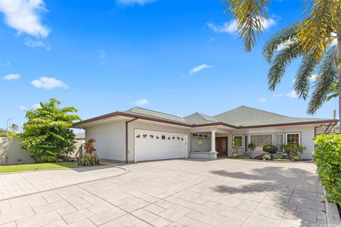 Photo of 910 Hunakai Street, Honolulu, HI 96816 (MLS # 202513473)