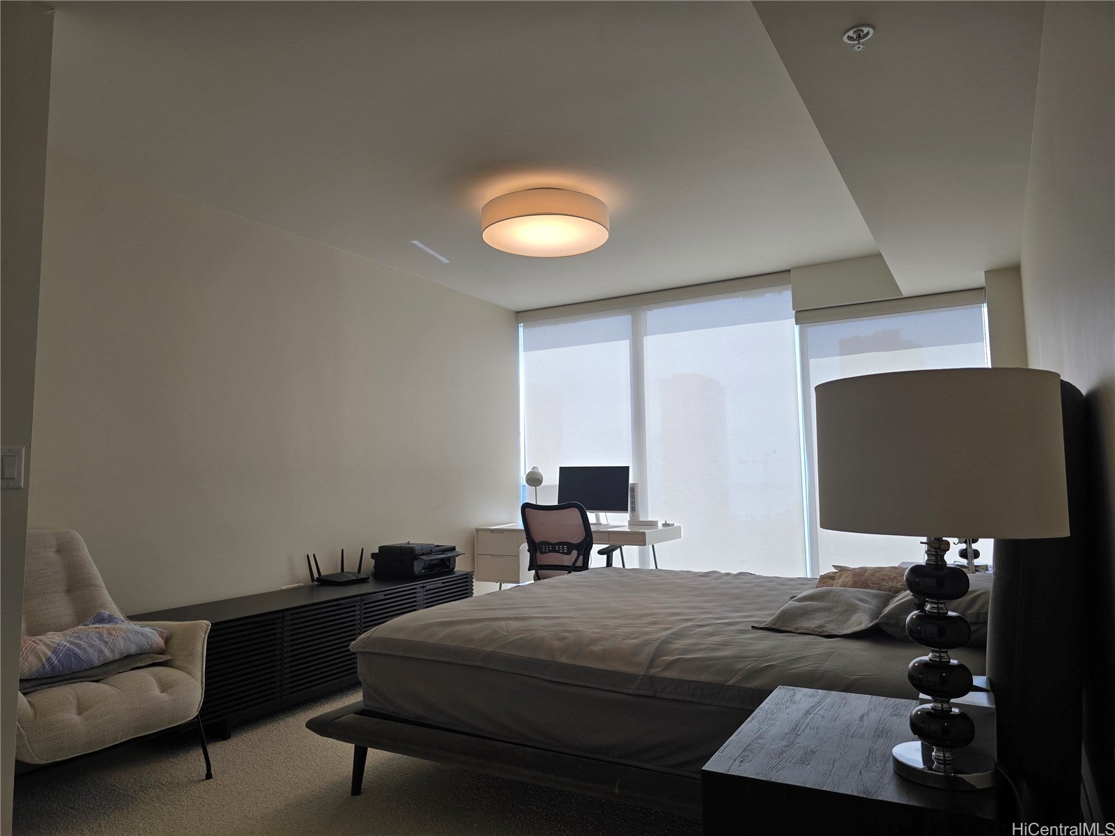 888 Kapiolani Boulevard 2105