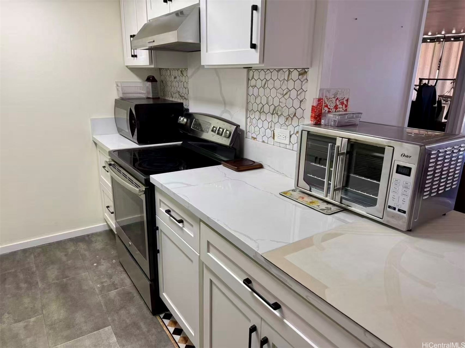 2334 Kapiolani Boulevard 403