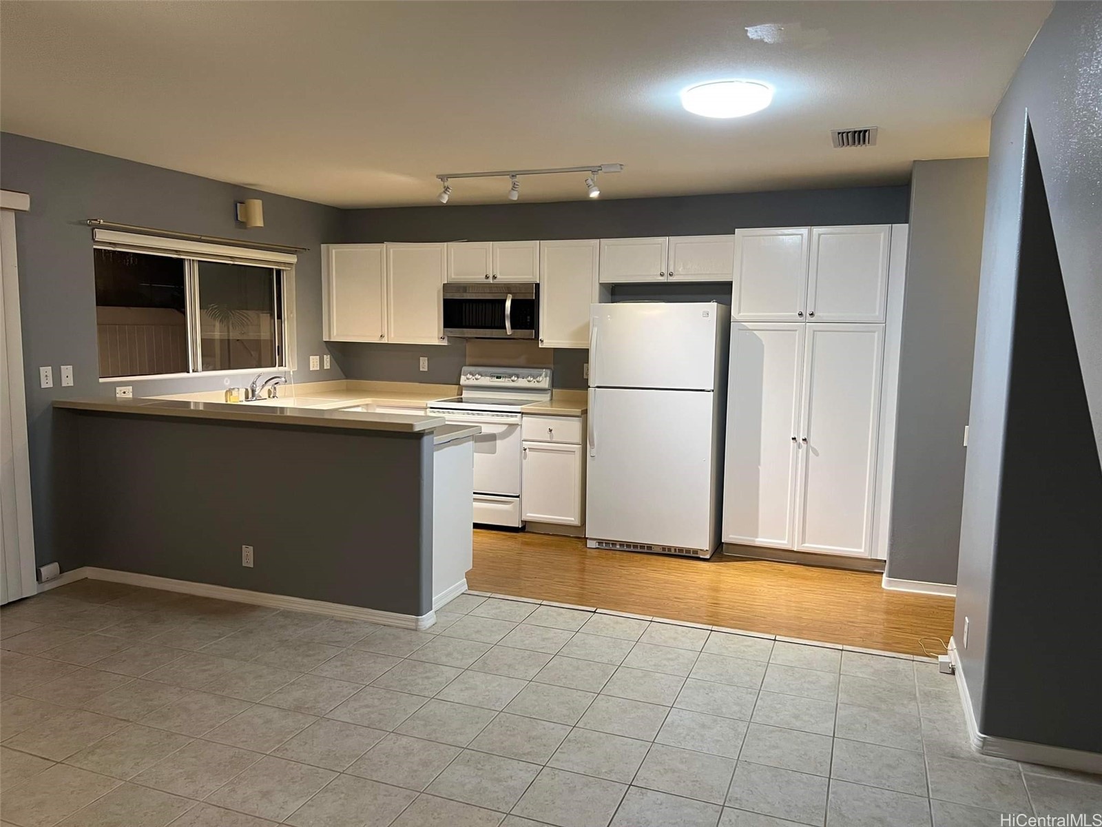91-207 Niukahiki Place 64