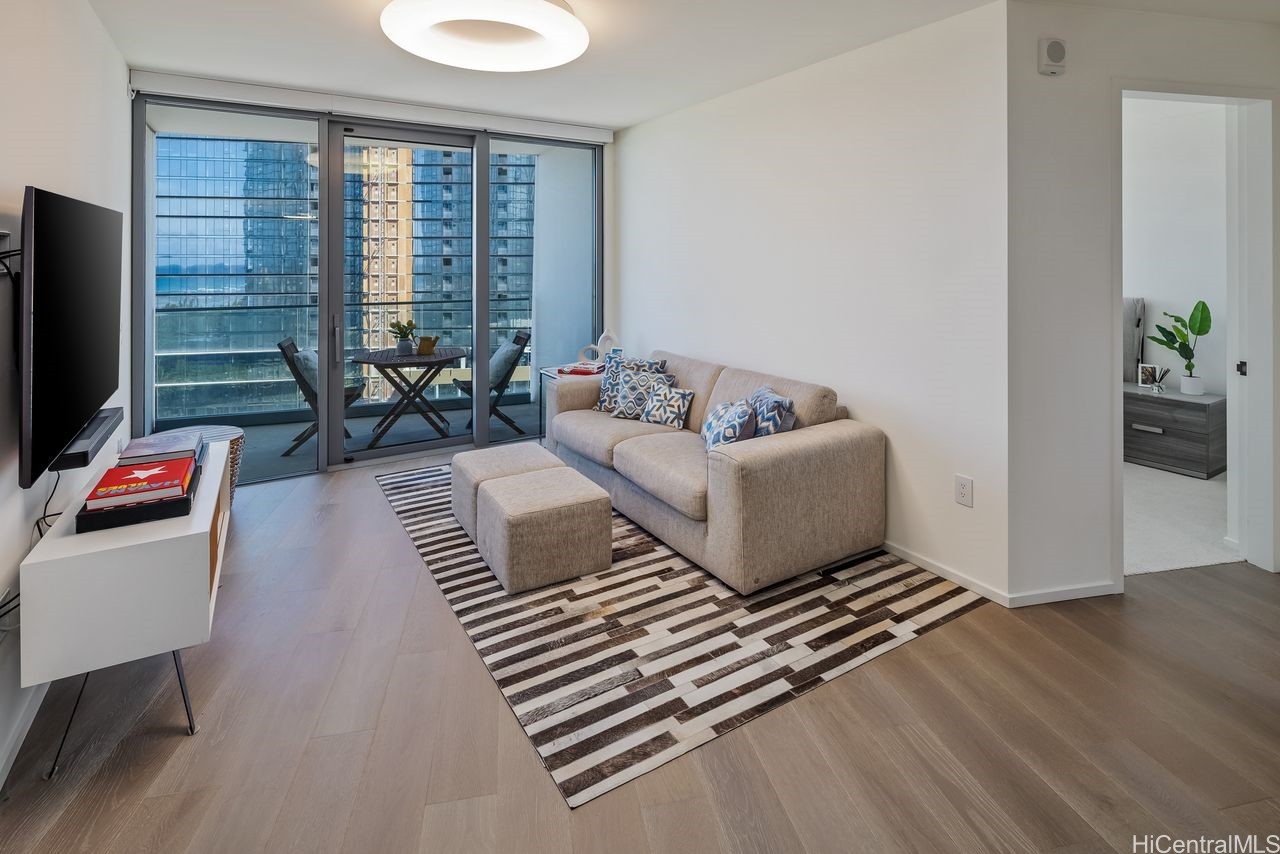 1000 Auahi Street 1307