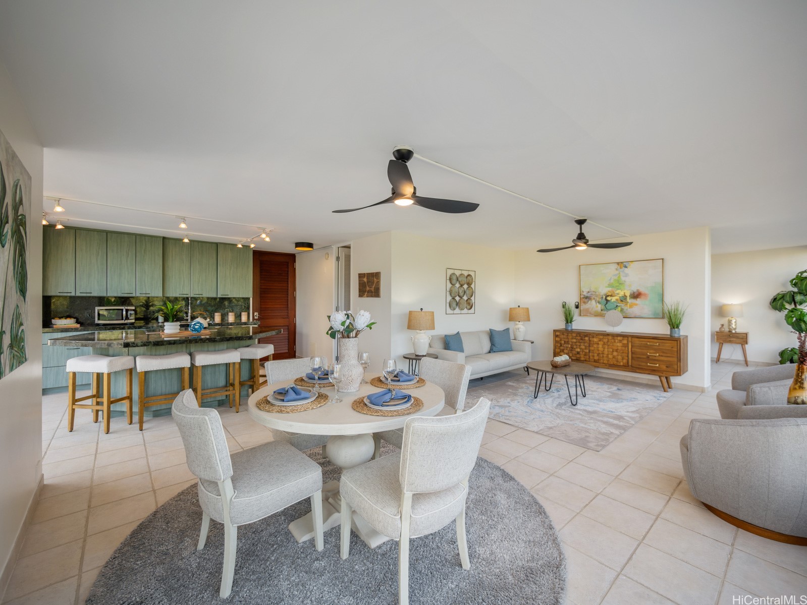 2979 Kalakaua Avenue 505