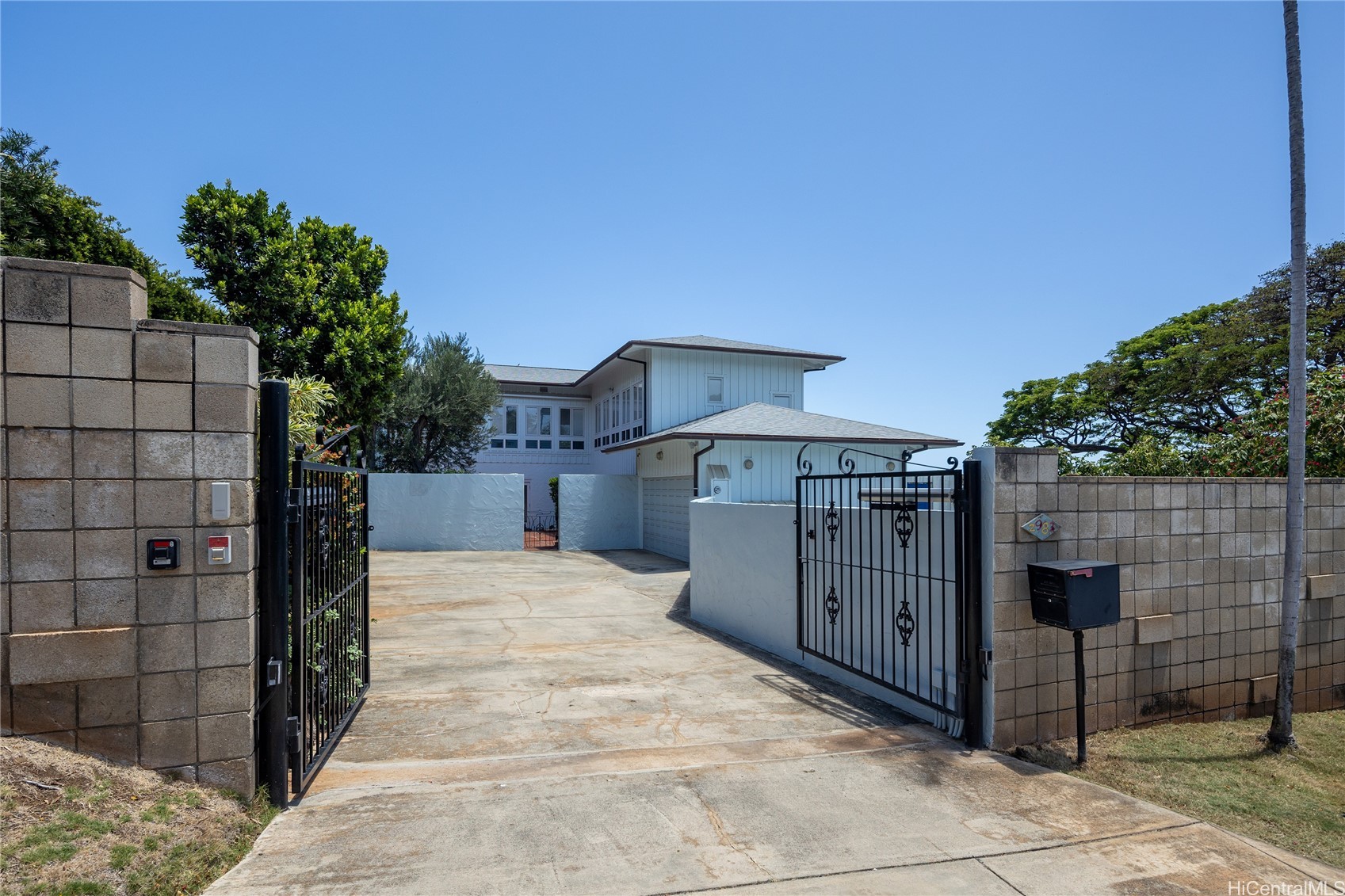 2983 Makalei Place