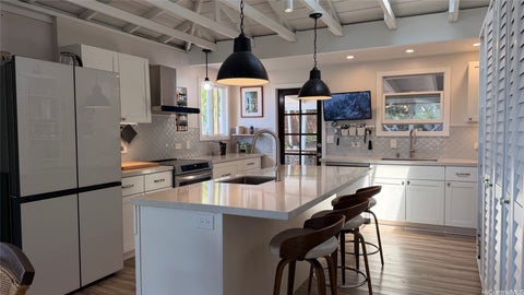 Photo of 1416 Luinakoa Street, Honolulu, HI 96821 (MLS # 202617808)