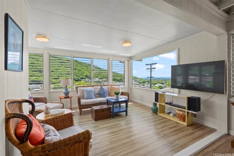Photo of 1416 Luinakoa Street, Honolulu, HI 96821 (MLS # 202617808)