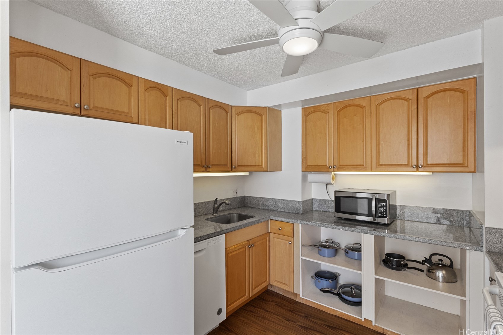 364 Seaside Avenue 1211