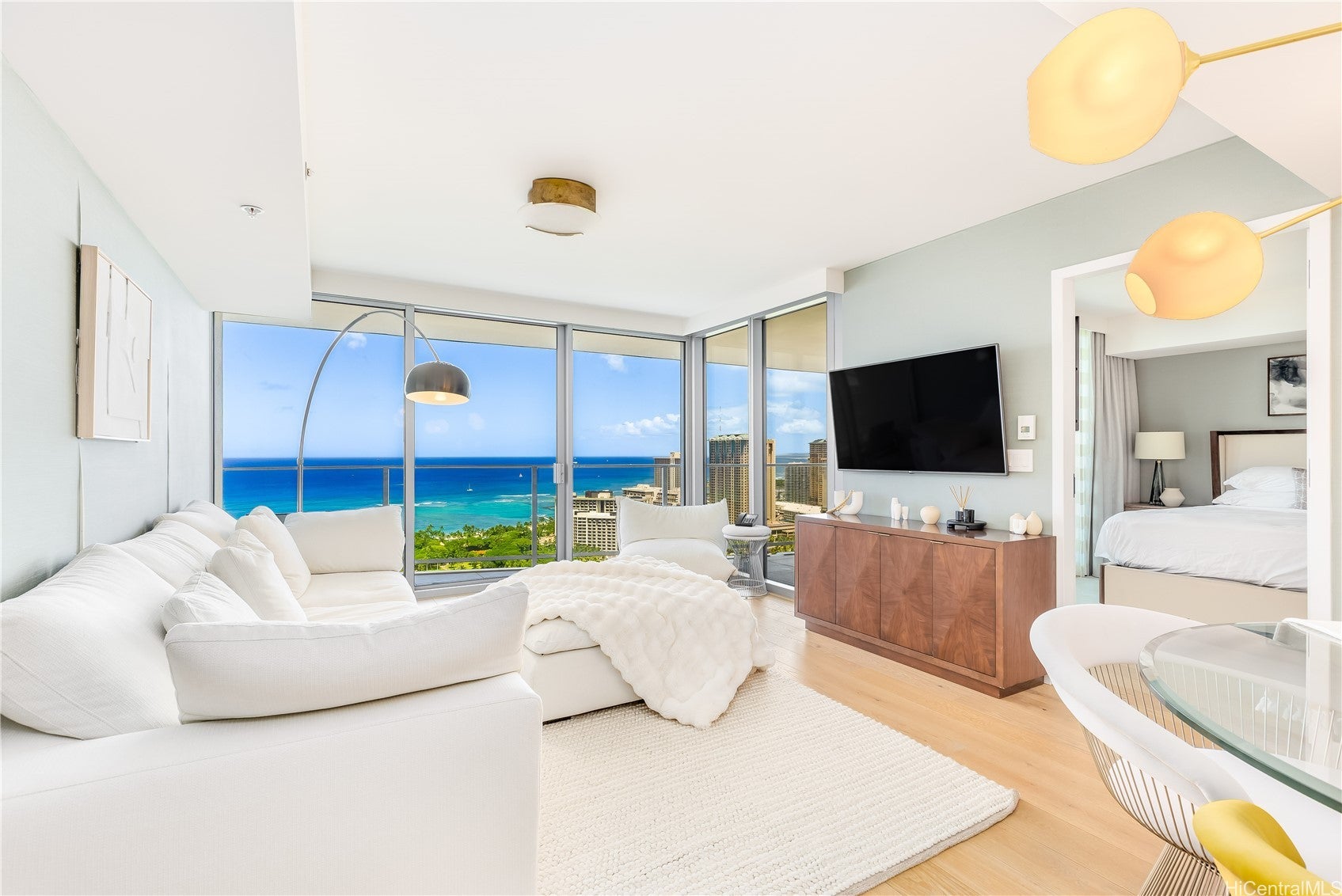 2139 Kuhio Avenue 3405