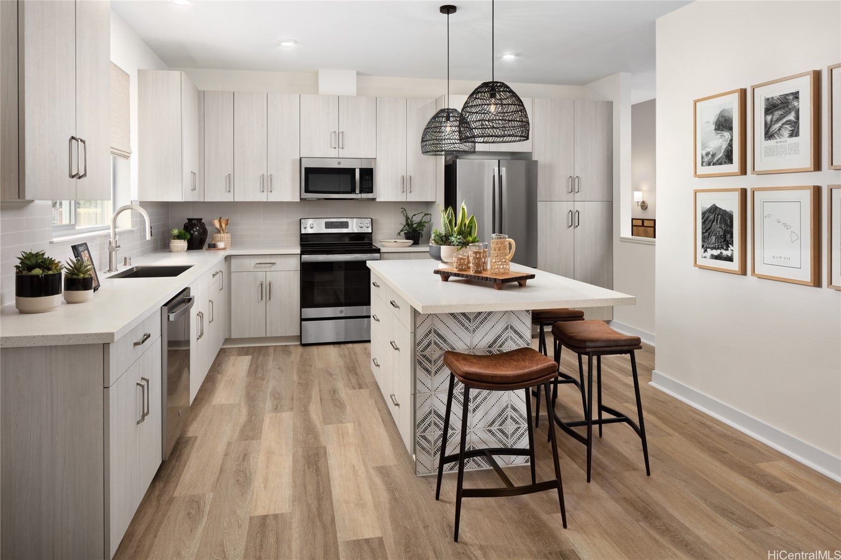 91-1101 Franklin D Roosevelt Avenue 431