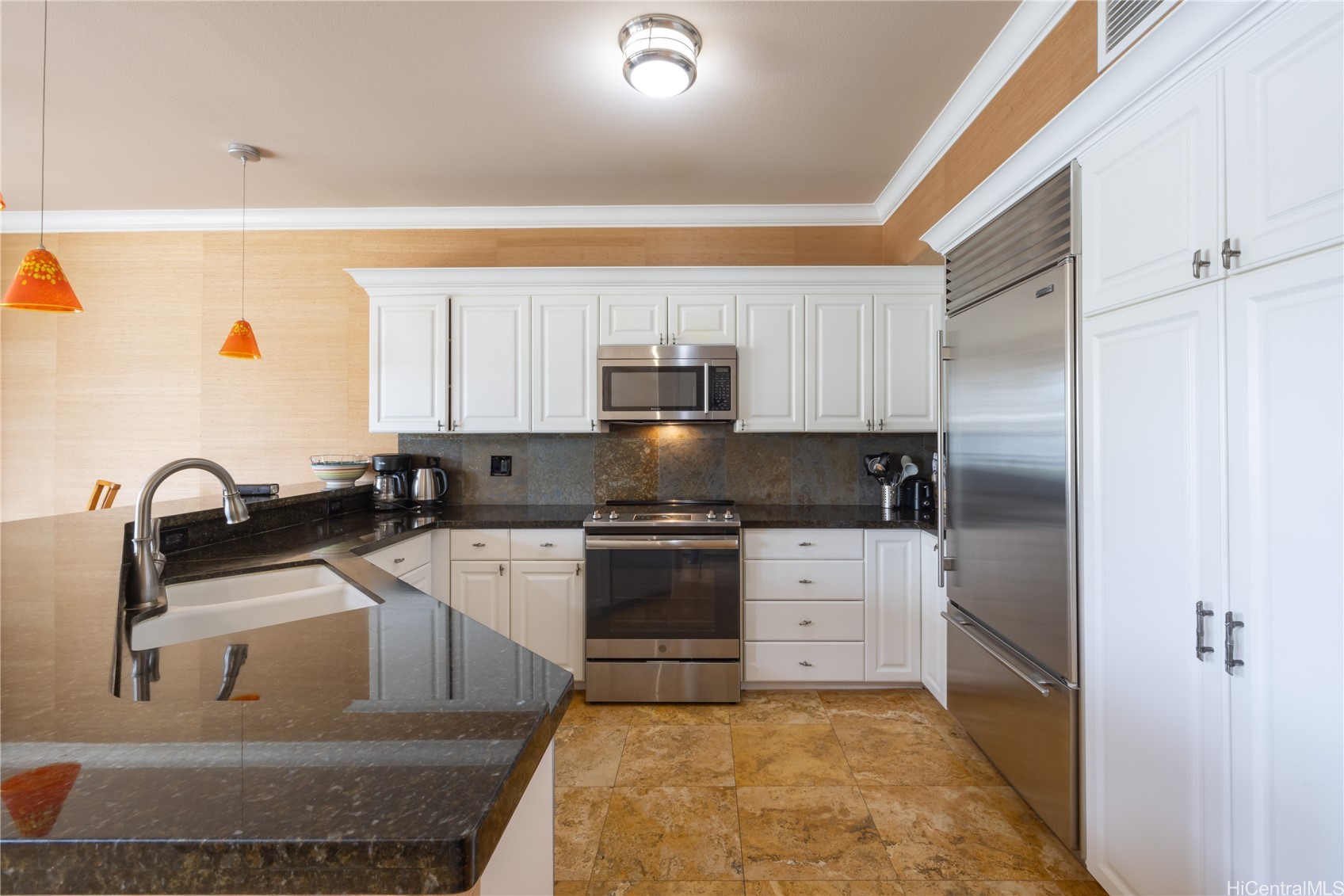 92-1037D Koio Drive M1-4