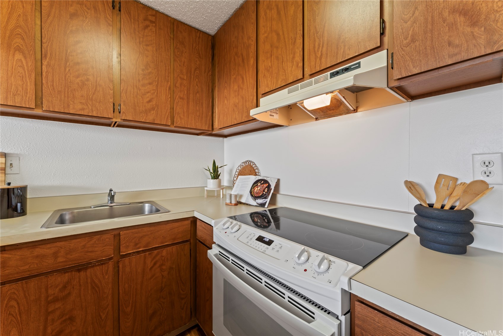 350 Aoloa Street B128