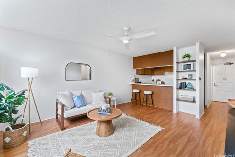 Photo of 350 Aoloa Street #B128, Kailua, HI 96734 (MLS # 202528354)