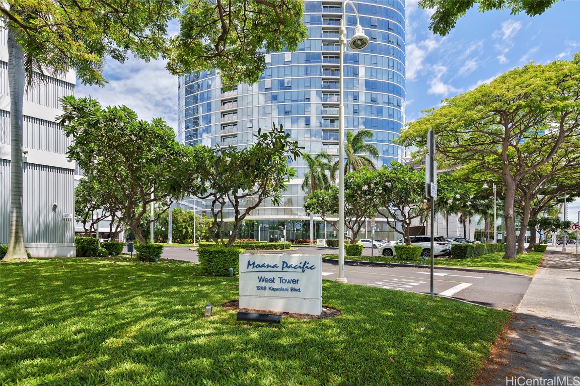 Moana Pacific Condominium