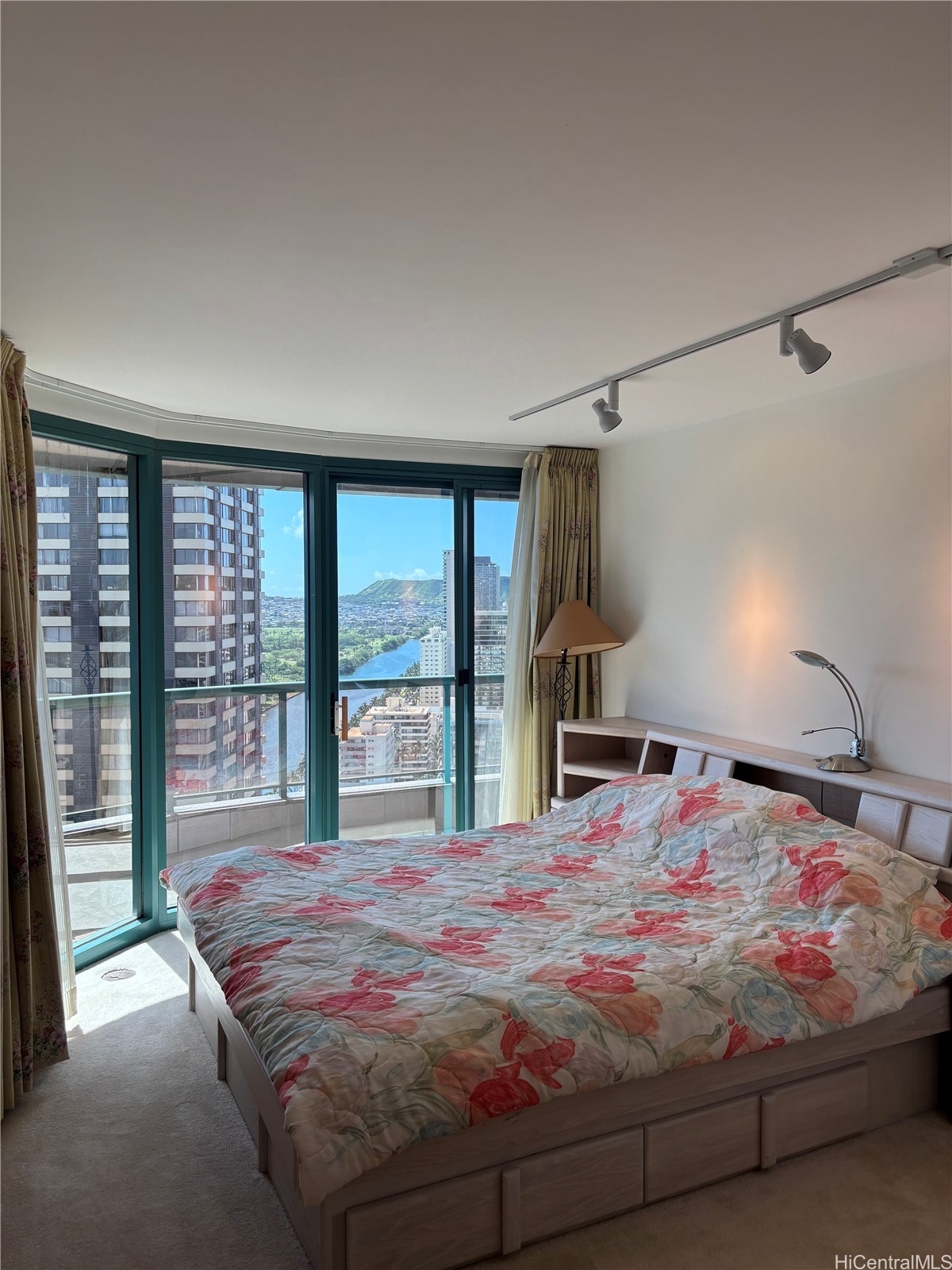 1888 Kalakaua Avenue 3106