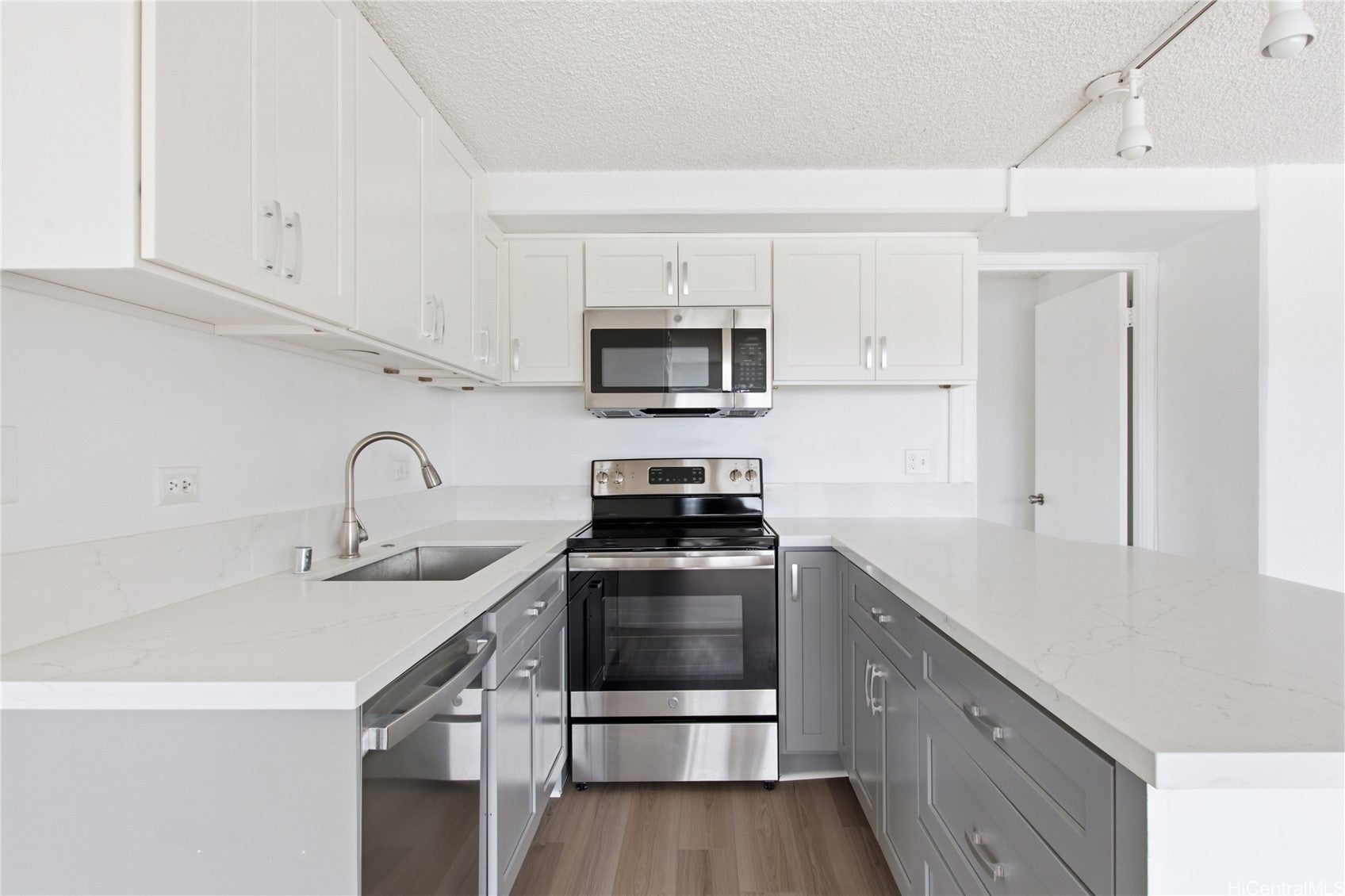 2525 Date Street 801