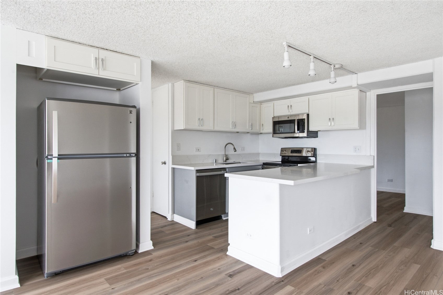 2525 Date Street 801