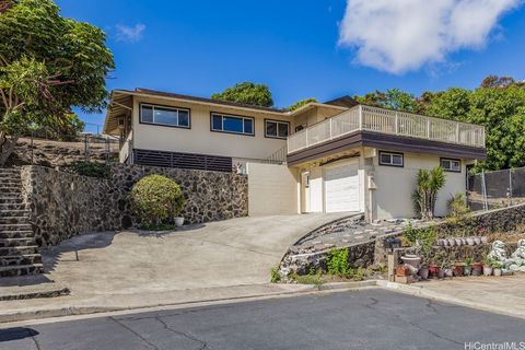 3376 Ala Laulani Street Honolulu HI 96818
