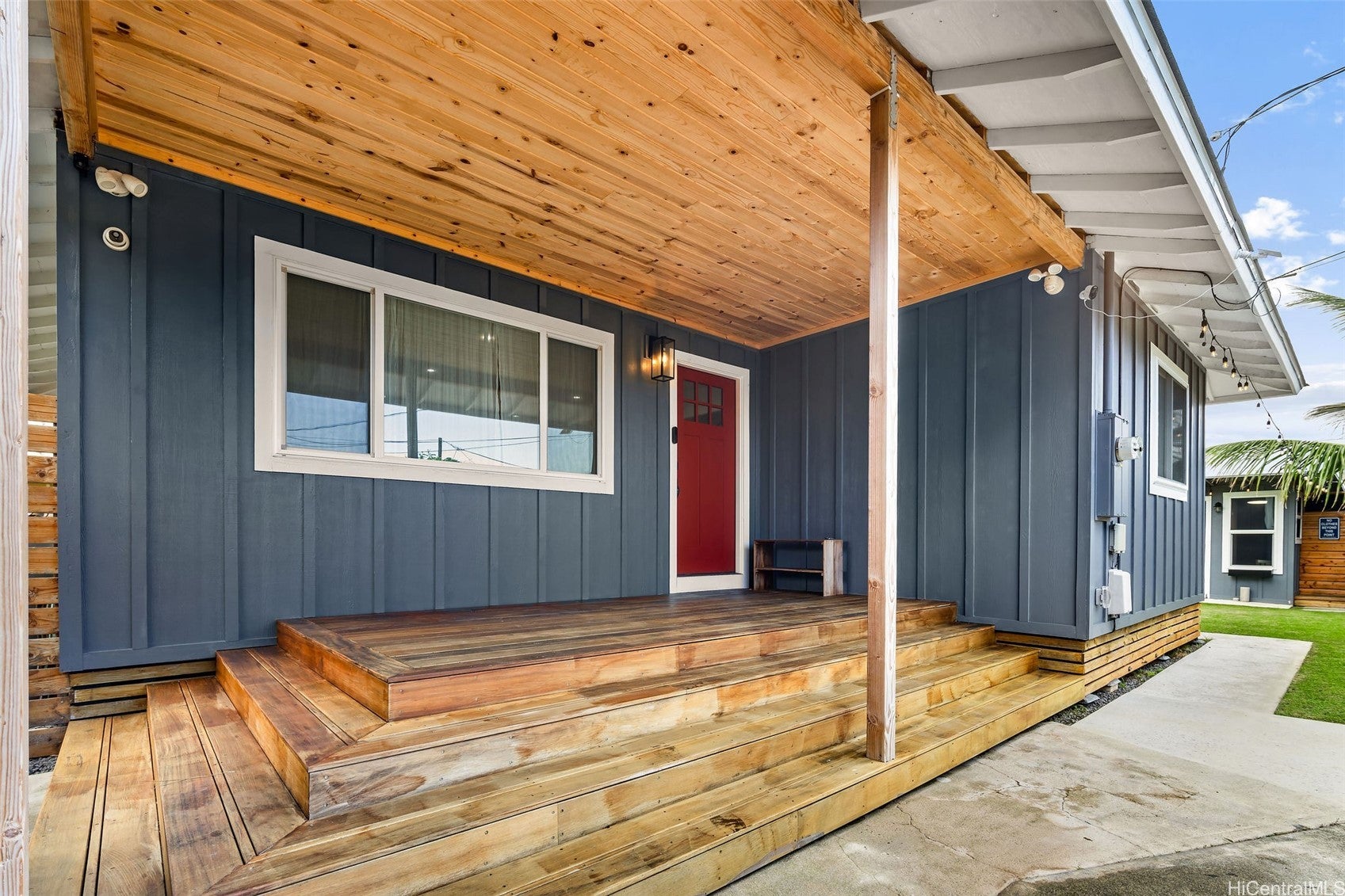 427 Kawainui Street B