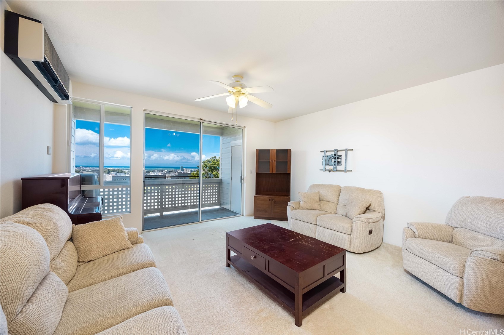 1305 Moanalualani Place 25C