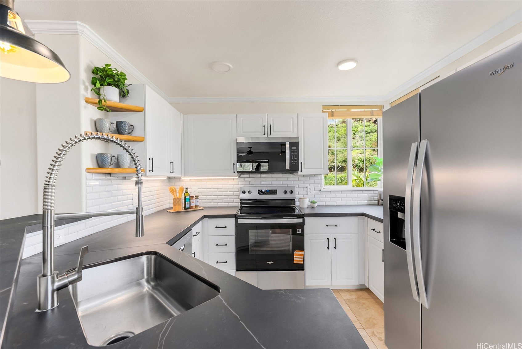 7018 Hawaii Kai Drive 312