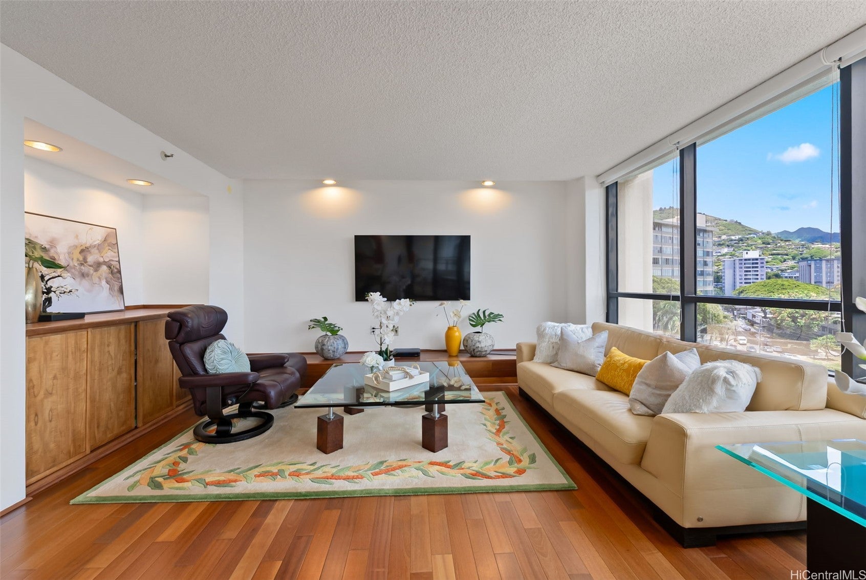 1525 Wilder Avenue 905