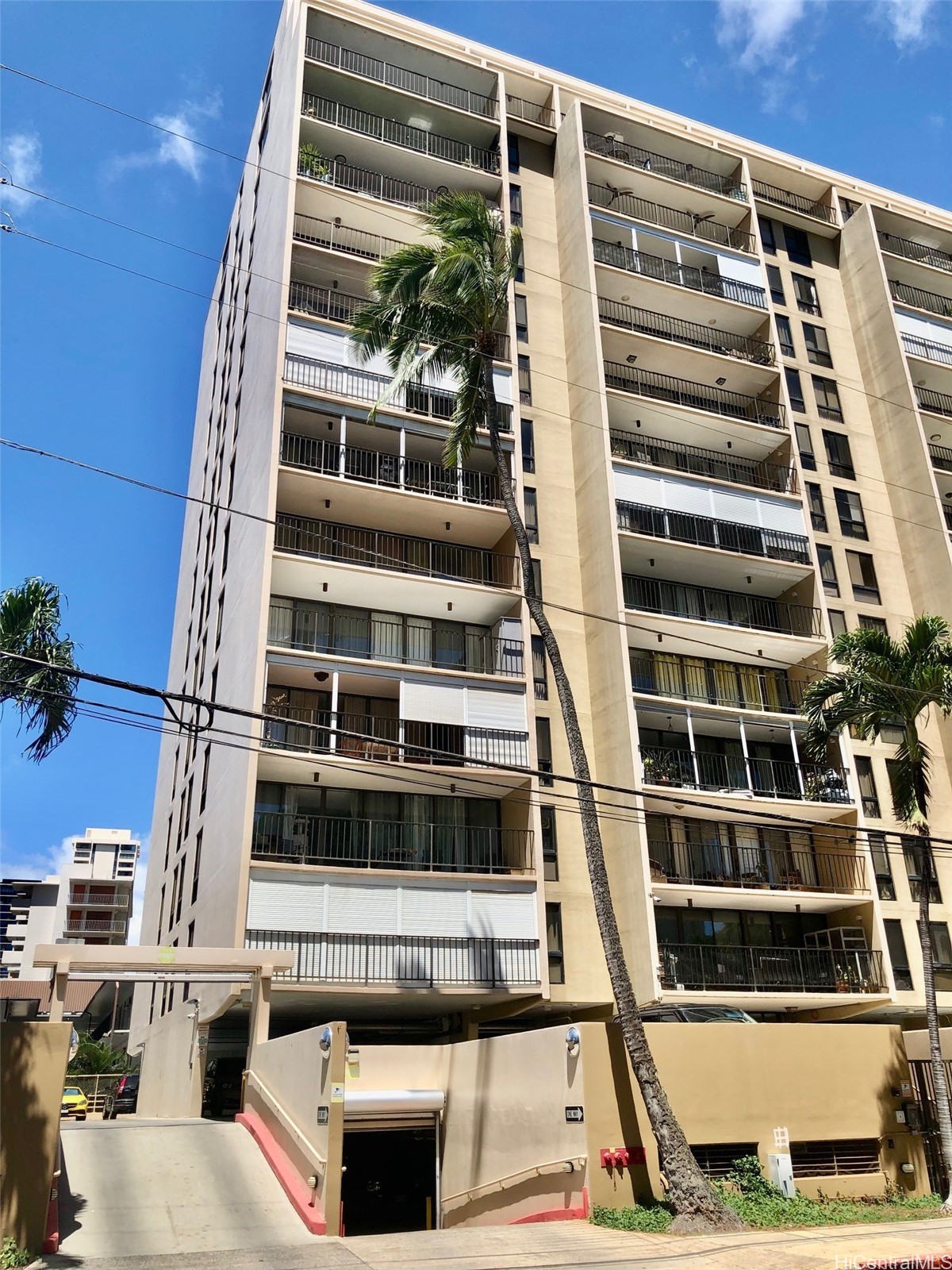 250 Ohua Condominium