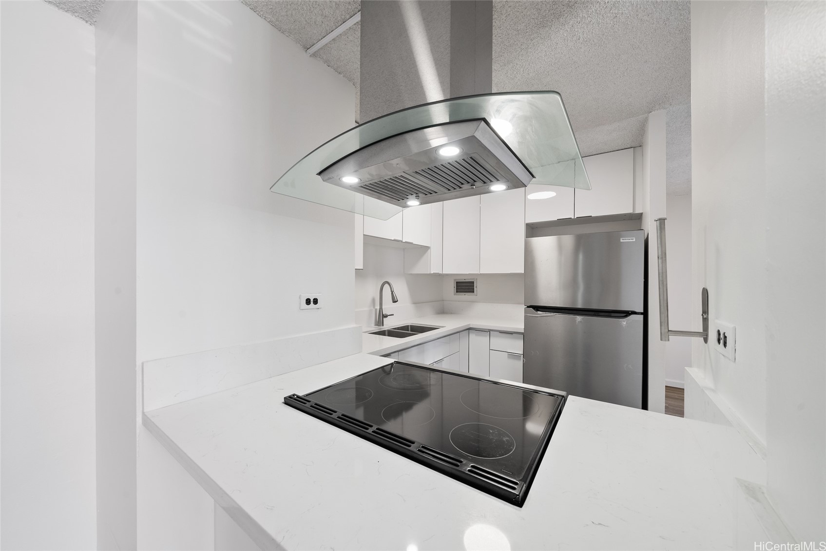 1535 Pensacola Street 208