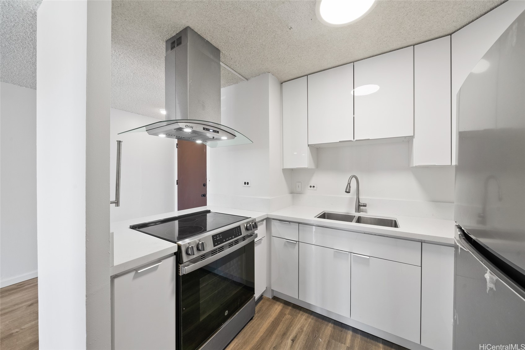 1535 Pensacola Street 208