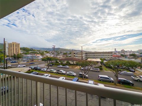 Photo of 1320 Alexander Street #306, Honolulu, HI 96826 (MLS # 202526010)