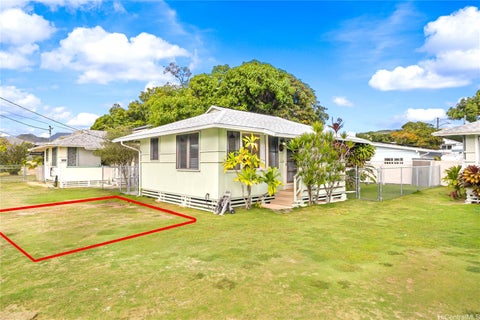 Photo of 691 Kihapai Street #B, Kailua, HI 96734 (MLS # 202611865)