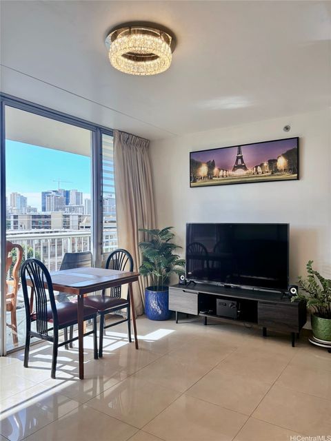 2522 Date Street 505 Honolulu HI 96826