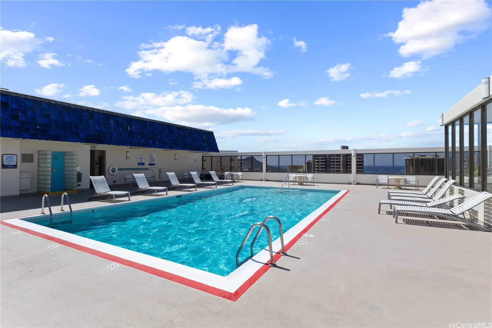 Honolulu, Hawaii 96815, United States, 1 Bedroom Bedrooms, ,1 BathroomBathrooms,Residential,Active,148407