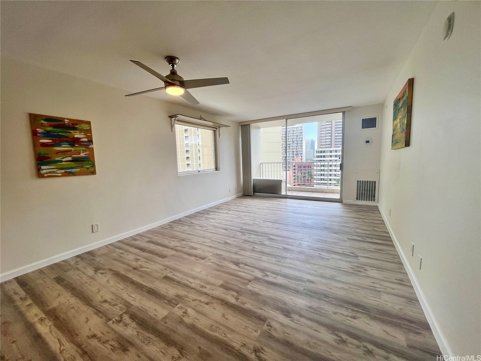 400 Hobron Lane 1215