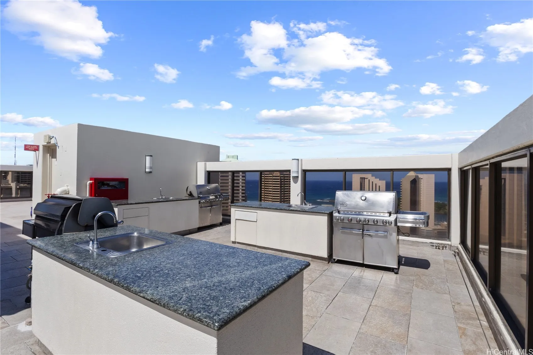 Honolulu, Hawaii 96815, United States, 1 Bedroom Bedrooms, ,1 BathroomBathrooms,Residential,Active,148407