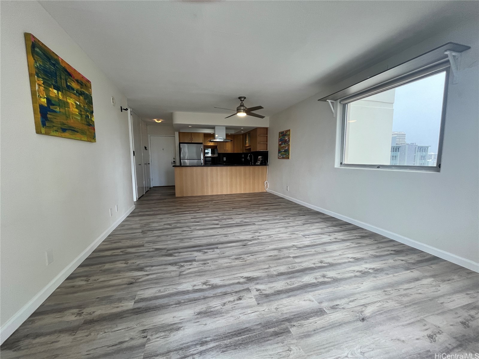 400 Hobron Lane 1215