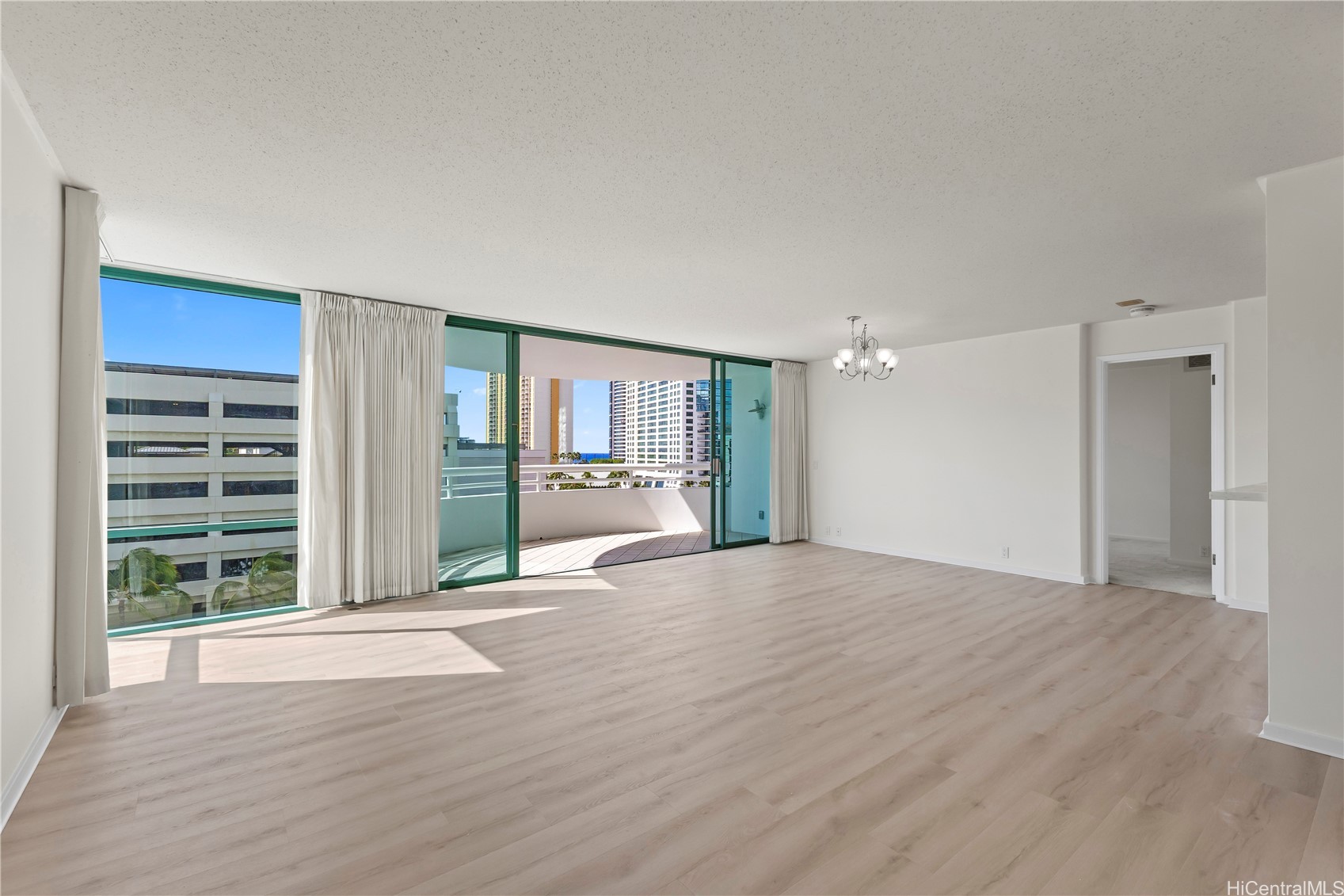 1341 Kapiolani Boulevard 10C