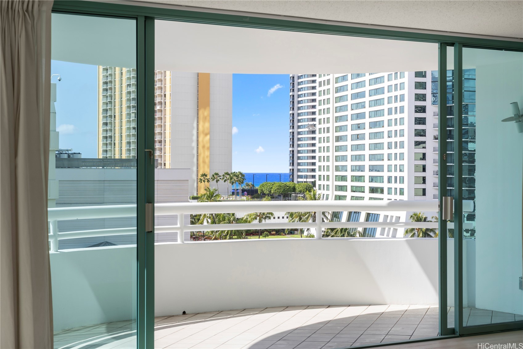 1341 Kapiolani Boulevard 10C