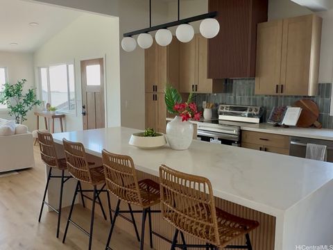 99-1052 Manako Place Aiea HI 96701