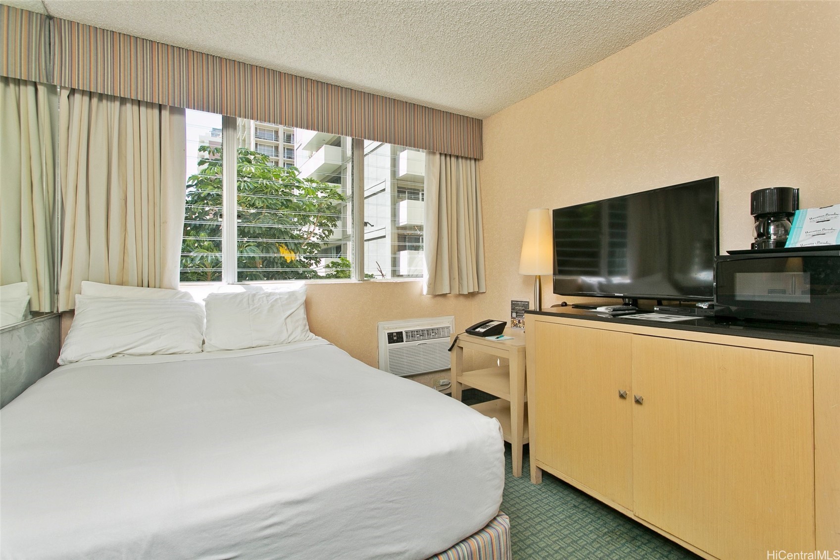 444 Kanekapolei Street 205