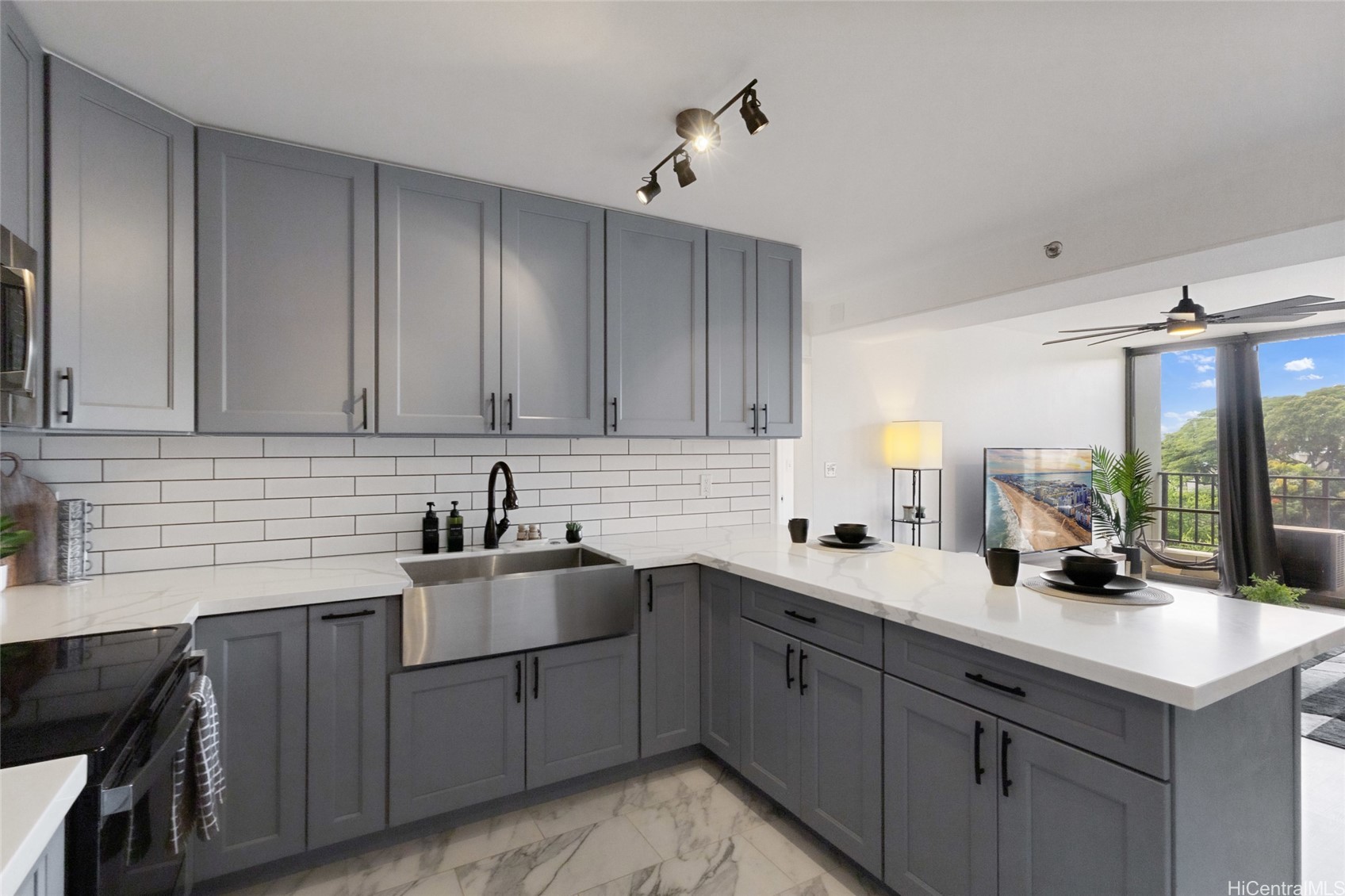 98-402 Koauka Loop 202